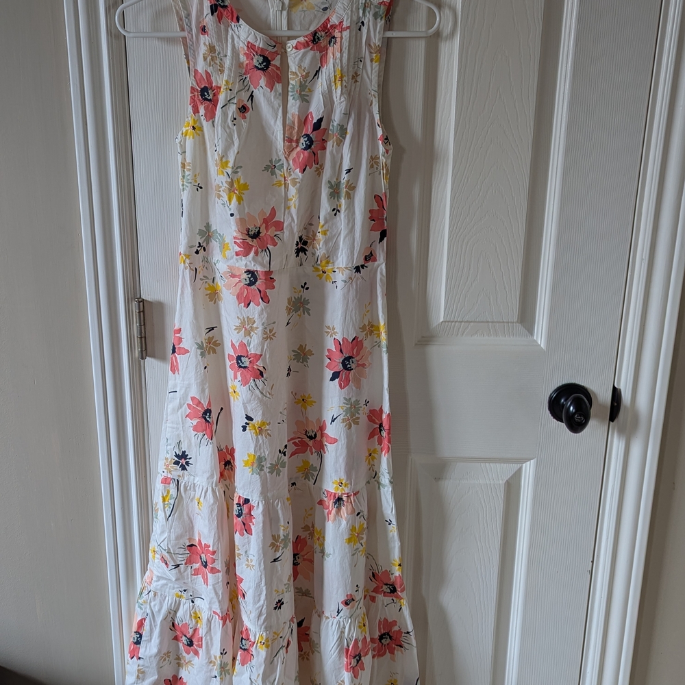 Floral Sleeveless Maxi Dress